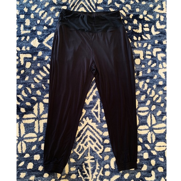 Fabletics Pants - Fabletics athletic joggers